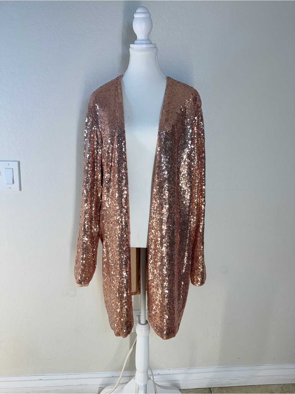 Torrid Women’s Sequin Open Front Duster Cardigan Rose Gold Size 4 - Picture 2 of 16
